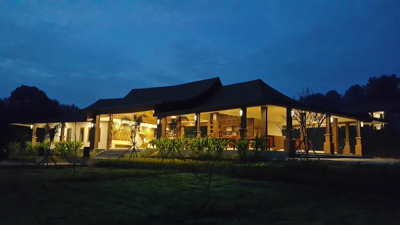 Phu Chom Mork Resort 상클라부리 외부 사진